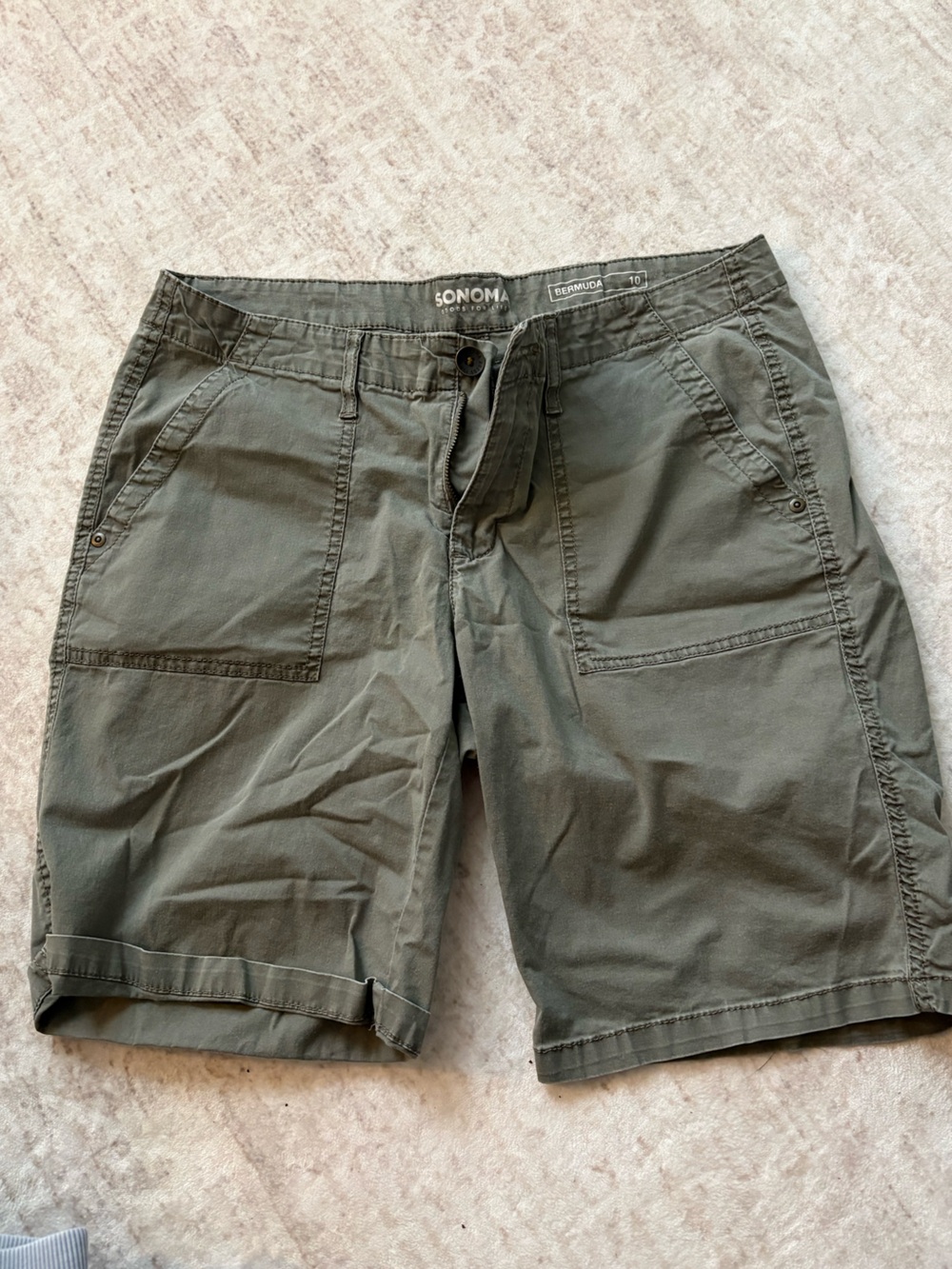 Sonoma Women’s Olive Bermuda Cargo Shorts - Picture 3 of 4